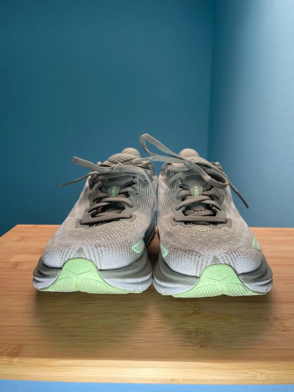 Hoka Clifton 9 Womens Sz 7B Running Walking Shoes Sneakers Gray Mint Green Nice